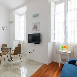 Hc Claudia Apartamento Cagliari