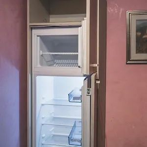  Alojamento de Acomodação e Pequeno-almoço Bulldog Station With Private Wc, Ac, Tv Itália